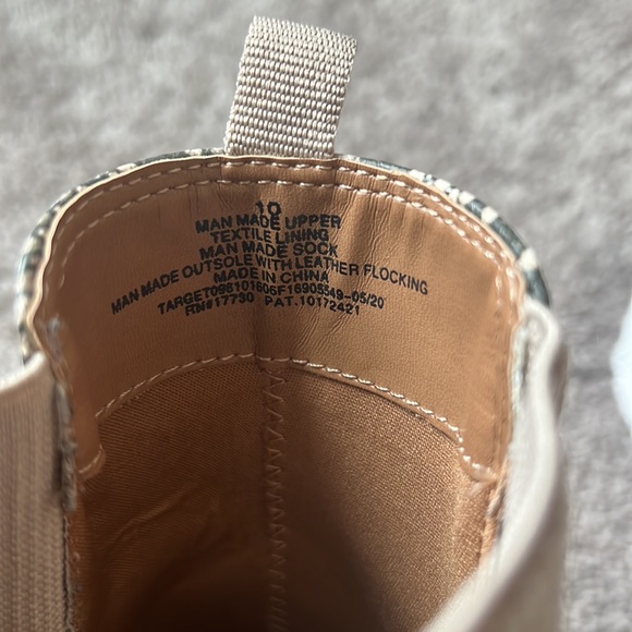 Universal Thread Snakeskin Chelsea Boots - Womens 10 - Picture 8 of 9